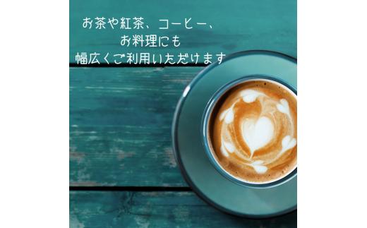 【 平成の名水百選 】 君津市 久留里の名水 生きた水 ・ 久留里 ペットボトル 2ケース < 48本 > （ 1ケース 500ml ペットボトル 24本 × 2 ） | ミネラルウォーター 飲料 ドリンク 水 みず 名水 無添加 天然水 弱アルカリ性 軟水 久留里の水 安全 常備 国産 くるり 千葉県 君津 きみつ