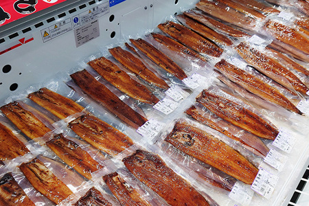 超特大!やわらか 国内産うなぎ蒲焼 220～250g 1尾 肉厚ジューシー 国産ブランド鰻 ふっくら仕上げ 蒲焼きのタレ・山椒付き 湯煎で簡単調理 うな丼 うな重 ギフト 贈答用 冷蔵配送 国産 茨城