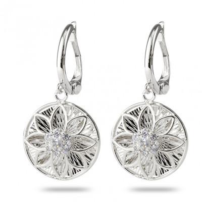 ふるさと納税 昭和町 ピアリング 正規品 プラチナ ダイヤモンド フラワー pt900 240926pa400