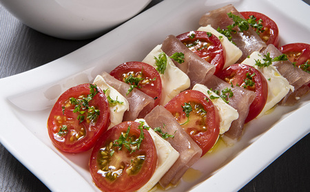 【定期便2回】フルーツトマト「玄」2kg | ミニトマト プチトマト フルティカ ミディトマト 国産 野菜 大分県 中津市