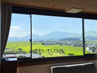 家族でのんびり♪阿蘇五岳を一望できる部屋　１泊２食付4名様