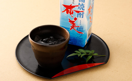 【年6回定期便】黒糖 焼酎 奄美 900ml×3本セット 25度 3本×6回 合計18本 パック 糖質0【2ヶ月ごとに発送】 お酒 アルコール 鹿児島 AG-88-N