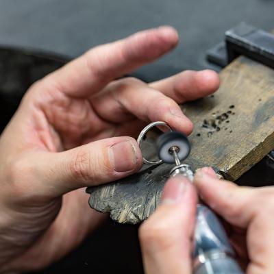 ふるさと納税 弘前市 リング K14 イエローゴールド 甲丸 1.5mm幅|24_jkm-090101 |  | 03