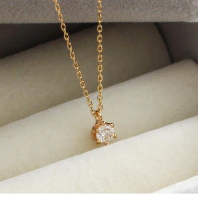ふるさと納税 大津市 【10金イエローゴールド ダイヤモンドネックレス】0.1ct 飾らない美しさ 6本たてづめペンダント