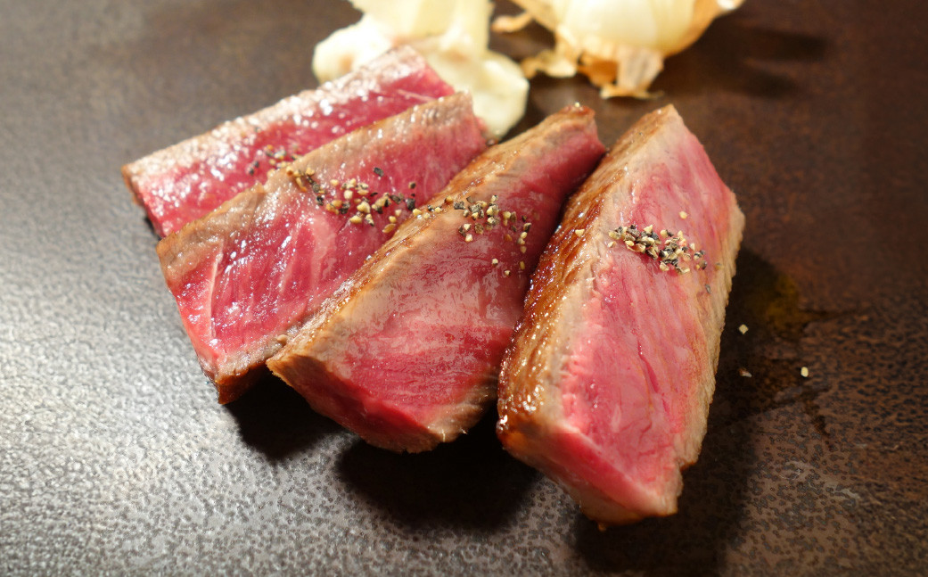 あか牛ロースステーキ約600g（約200g×3枚）