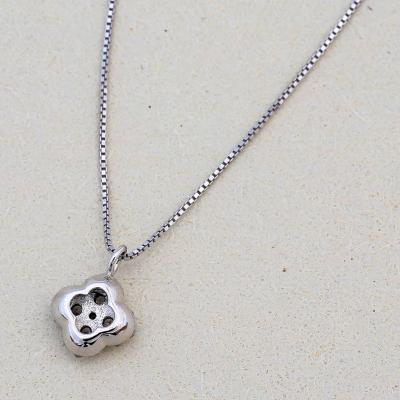 ふるさと納税 甲府市 K18ホワイトゴールド 天然ダイヤモンドネックレス|51167-K18wg |  | 01