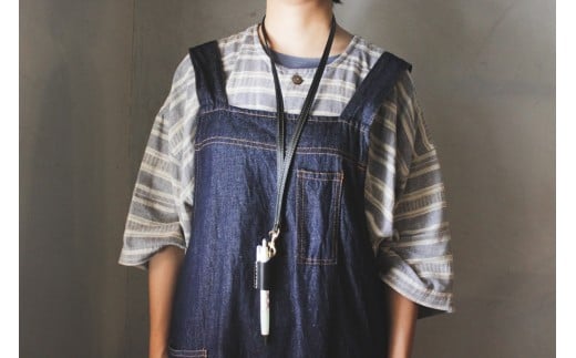 【minca】栃木レザーのネックストラップ付ペンホルダー 持ち歩きに便利 ペンホルダー+ストラップ/ブラック　721【玩具 雑貨 日用品 人気 おすすめ 】