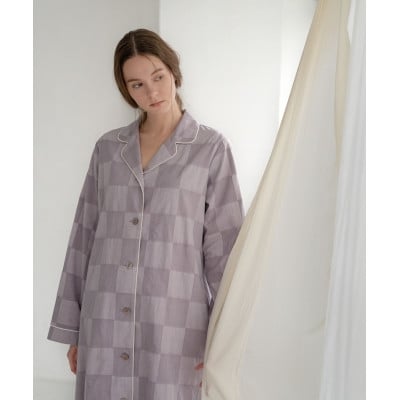 
            ＜洗える/柔らか素材/草木染め＞チェックワンピースパジャマ　ラックダイラベンダー【1694979】
          