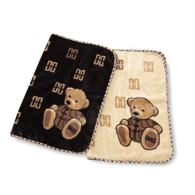 ふるさと納税 泉大津市 【日本一の毛布の町】DAKS Bear アクリルマイヤーひざ掛け(毛羽部分) 　ブラック |  | 02