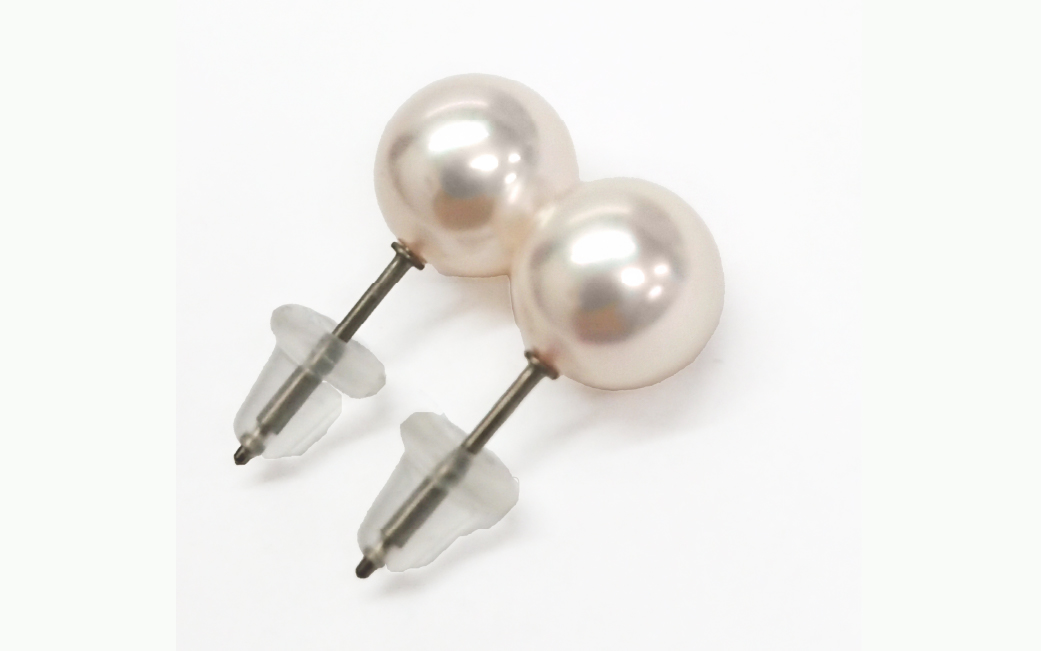 617 アコヤ真珠ピアス 純チタン7.5mmup　ジュエリー 貴金属 宝石 定番 フォーマル ギフト 贈り物 シンプル 冠婚葬祭 結婚式 入学式 卒業式 伊勢志摩