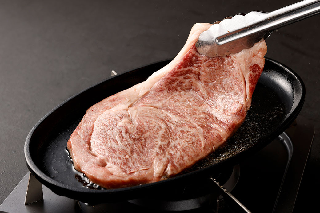 黒樺牛 【3回 定期便】 ロース ステーキ 400g 200g×2パック 計1200g