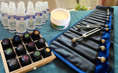 久米島で極上のトリートメント「エサレンマッサージ 120分コース」1名様ご利用券 トリートメント アロマ エッセンス オイル ストレッチ 癒やし ヒーリング オイルトリートメント マッサージ 手技 五