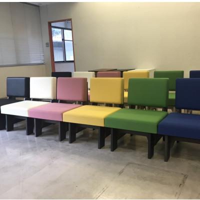 ふるさと納税 海南市 和歌山県海南市　高品質な一人掛け組み立てソファ　キャンバスピンク(フレームホワイト) |  | 02