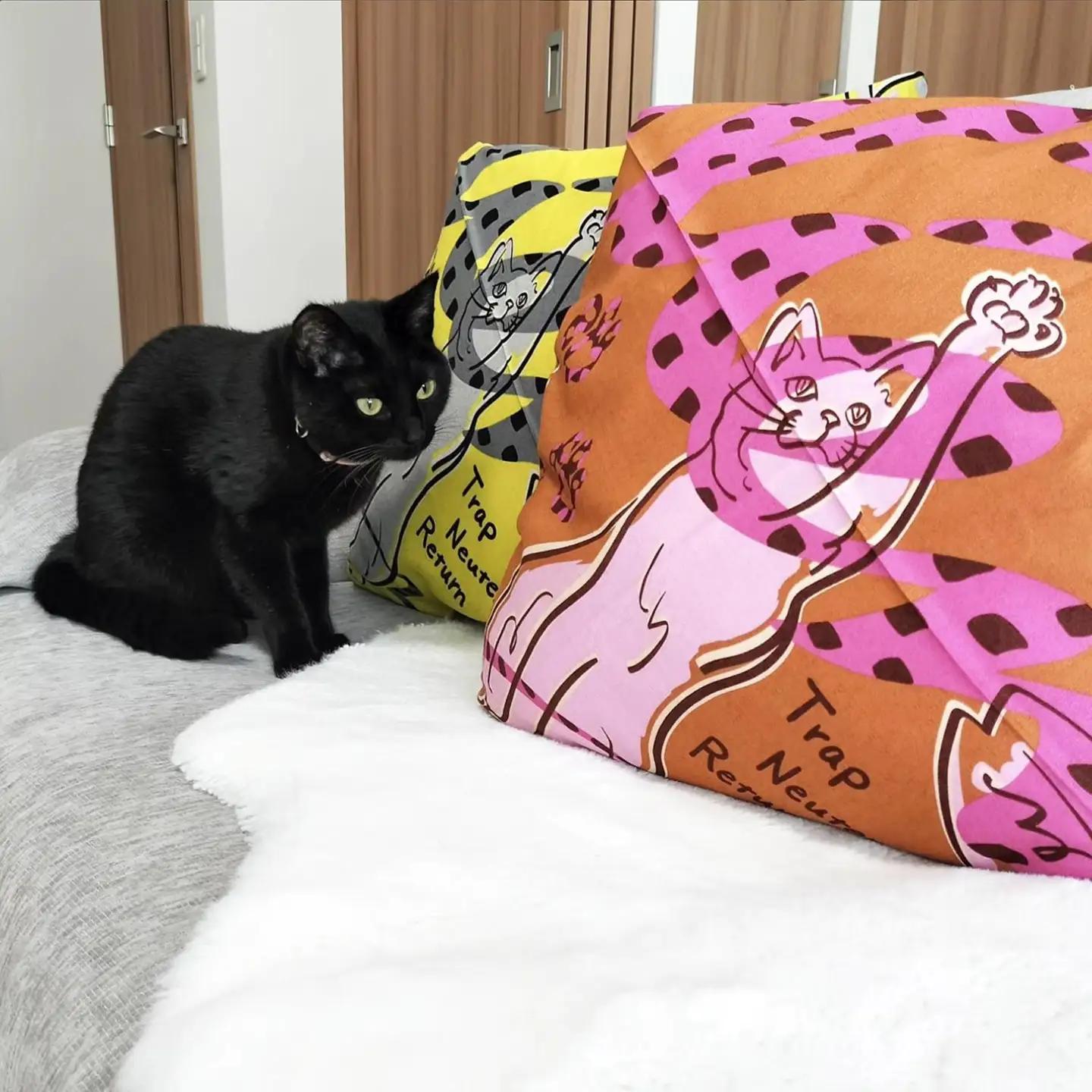 【三陽商事】地域猫活動 綿24幅ふろしき リアン/イエロー｜京都 結ぶだけでバッグに早変わり エコバッグ