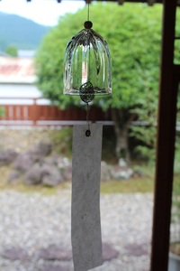 ガラス風鈴「海つ音」（釣鐘型・麻の葉）