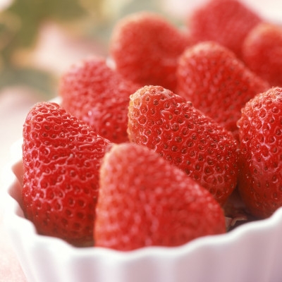 
                  静岡県磐田市 いちご 紅ほっぺ 約260g×4パック【1640743】
                