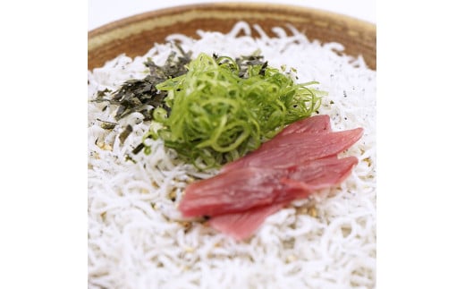 釜あげちりめん丼セット 80g×6P 6食分 タレ・薬味付き シラス おじゃこ ちりめんじゃこ ふわふわ 国産 釜揚げ しらす丼 海鮮丼 ごはん ご飯 おつまみ セット お取り寄せ 美味しい 贈り物 