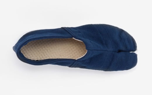 足袋型シューズ『たびりら』カラー：凪【22.5cm】【倉敷市産 国産 靴 くつ シューズ 足袋型コンフォートシューズ 足袋シューズ 足袋 軽い 綿100％ 岡山県 倉敷市 おすすめ 人気】