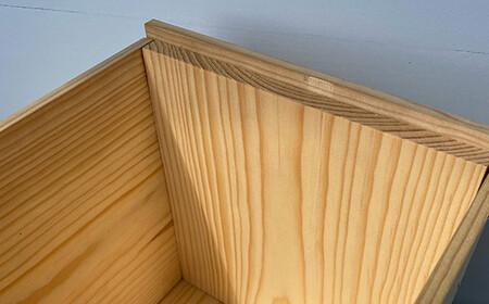 職人による手作り木箱 令和のりんご箱（大） ※レーザー加工選択可能 【新坂製函】 木製 箱 おしゃれ 木の箱 屋外 収納ボックス ウッドボックス 屋外収納 リメイク リンゴ 林檎 リンゴ箱 松材 おも