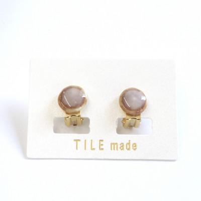 ふるさと納税 瑞浪市 【美濃焼】薄茶むらタイルイヤリング(直径10mm)