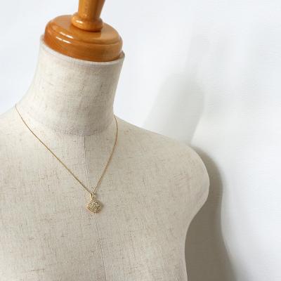 ふるさと納税 甲府市 甲府市発 k18イエローゴールド ダイヤモンド ペンダント 1.0ct [PP-2737YG] |  | 01