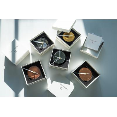 ふるさと納税 戸田市 ちいさな掛け時計「木陰」/MYSTIC WORKS/φ9cm/ひかりを楽しむ掛け時計/創業100年 |  | 03