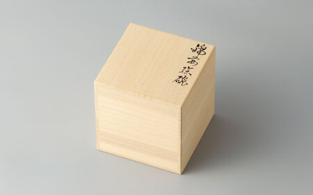 【有田焼】重要無形文化財 マグカップ  苺絵  / 佐賀県 / 今右衛門焼 [41AAAY018] FN-Limited-SP