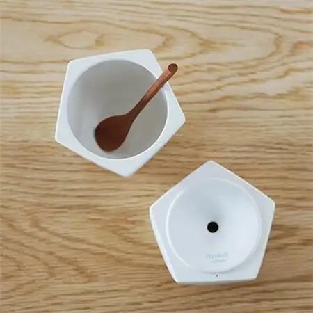 りんごの形のシュガーポット pomme 白　【ttyokzk ceramic design】_雑貨・日用品  キッチン用品 _【1096307】