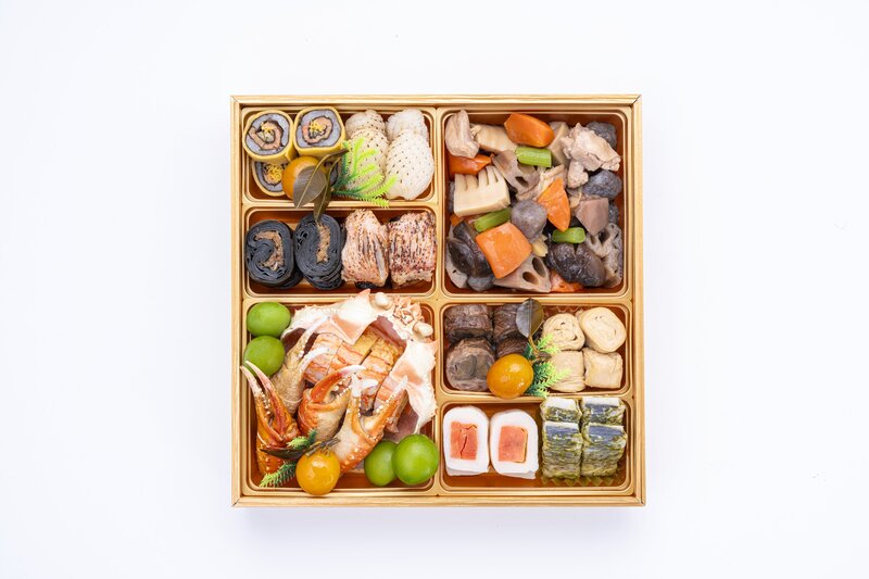 千賀屋謹製 2026年 迎春おせち料理 「慶壽」和風三段重 4～5人前 全41品　冷蔵