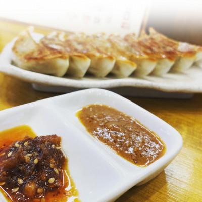 ふるさと納税 開成町 餃子屋ヒロの3種食べ比べセット+タレ |  | 02
