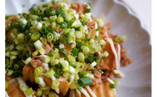 缶詰 気仙沼港水揚げ まぐろフレーク油漬 75g ×12缶 [ミヤカン 宮城県 気仙沼市 20563900] ツナ缶 ツナフレーク ビンナガマグロ ピリ辛 おかず 小分け 常備 ストック 長期保存 