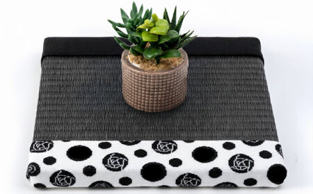 たたみ ばらの小畳（墨染色×薔薇玉縁）ホワイト 1枚 福山市/畦崎畳商工株式会社 畳 インテリア 和風 和モダン たたみ[BADP006]