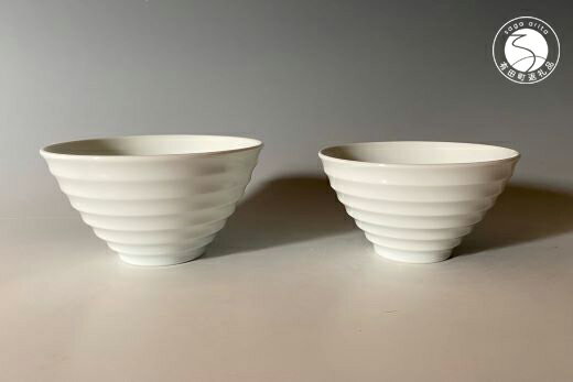 【ふるさと納税】中仙窯 有田焼 白磁飯碗セット（大・小）お茶碗 夫婦茶碗（中尾純作） 有田焼 お茶碗 ご飯茶碗 ゆのみ ごはん茶碗 湯呑 和食器 食器 うつわ 器 bf001