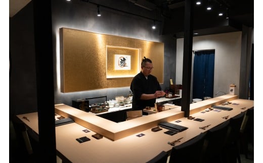 【三軒茶屋 鮨雅 MIYAVI】 本格江戸前鮨 お食事クーポン券 10,000円分（ふるさとチケット）三軒茶屋駅徒歩1分 食事券 利用券 チケット 寿司 スシ 日本料理 食事 ディナー ご褒美 プレゼント ギフト 贈り物 東京 世田谷