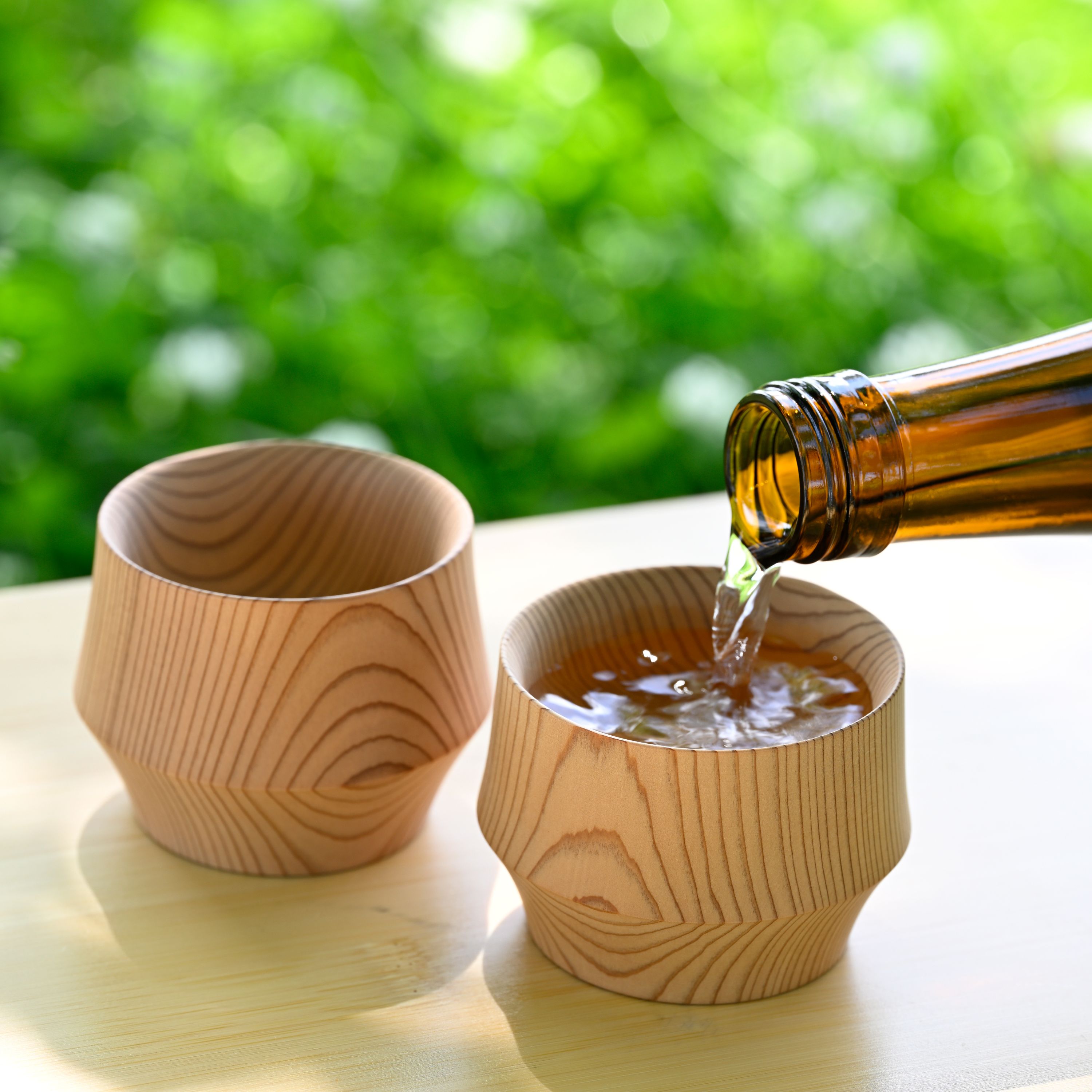 【ふるさと納税】新潟県産杉のぐい呑み「樹盃 Sugi」選べる「1個」or「2個」《サイズ：Φ65×H50~52mm》加茂市 朝倉家具