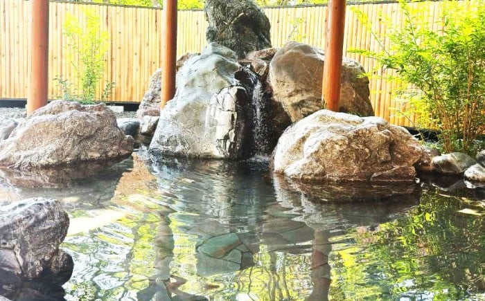 こぶしの湯あつま 日帰り入浴 露天風呂