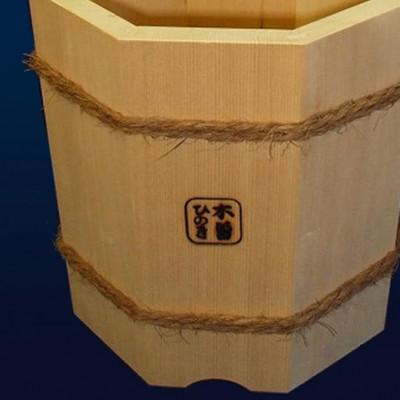 ふるさと納税 上松町 【池田木材】天然木曽ひのき 八角手付き木桶+柄杓のセット |  | 01