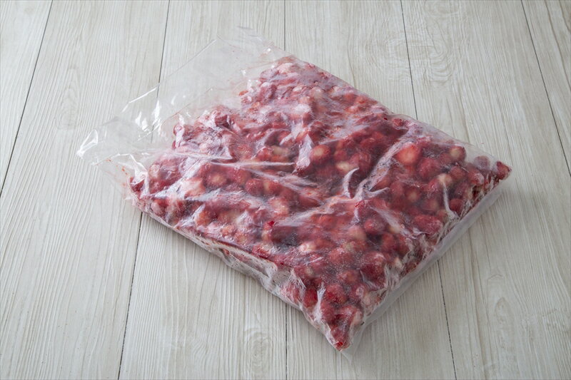 【ふるさと納税】おいしさそのまま瞬間冷凍！冷凍イチゴ約2kg（沖縄県・離島は発送不可）苺 ストロベリー 信州 | イチゴ 冷凍苺 産直 新鮮 フルーツ 井上寅雄農園 長野県 佐久市 旬彩 】