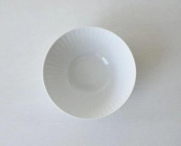 【波佐見焼】φ14.5ｃｍの小鉢５個組  花ふわり白 【西海陶器】 ５　10141 | 陶器