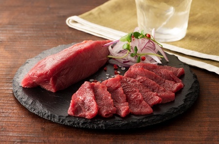 まな板不要!フジチク切れてる国産馬刺し3P 合計840g