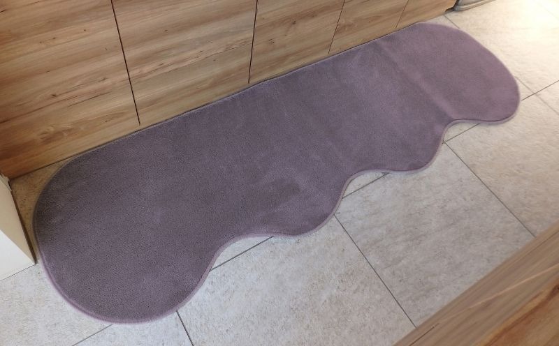 diw0265 北欧風キッチンマット ラグマットタイプ 65×225cm ピーナッツ型 モーブ 抗菌防臭 SEK 織人しきもの屋工房