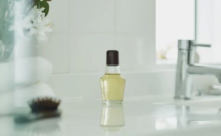黒ばら本舗 純椿油 72ml ツバキオイル ヘアミルク セット 詰め合わせ すみだモダン 椿油 椿オイル 美容 美容グッズ ヘアケア ヘアケア用品 ヘアオイル 髪の毛 ケア ケア用品 保湿 スキンケア