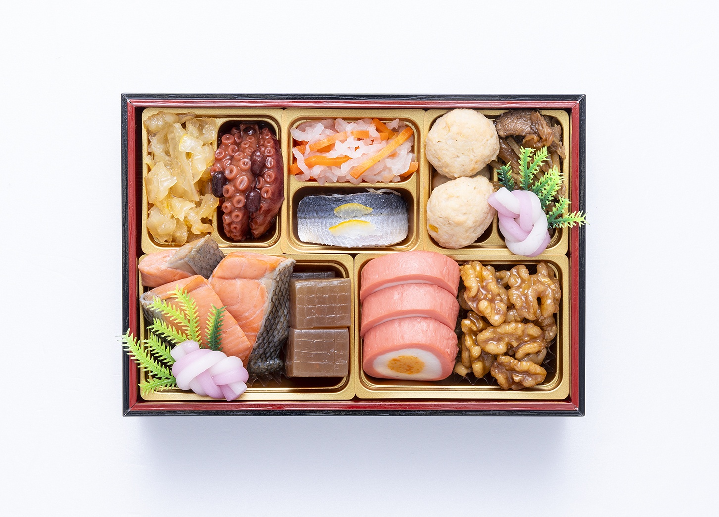 千賀屋謹製 2027年 迎春おせち料理「金千華」和風三段重 2～3人前 全33品 【八女市限定】 おせち 三段重 厳選食材使用 冷蔵 解凍不要 冷蔵お届け 冷蔵配送 家族団欒 老舗料亭監修 人気 グル