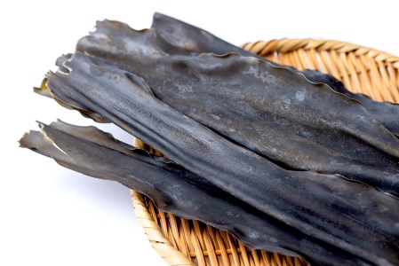 北海道産 日高昆布 一等検 計 300g (100g×3袋) 日高 昆布