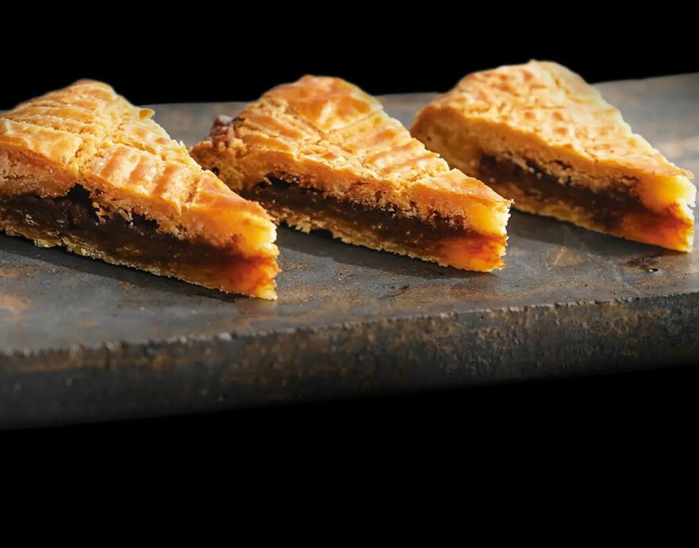 【ふるさと納税】ガトーブルトン バター サンド タルト 生キャラメル ケーキ お菓子 焼菓子 洋菓子 ケーキ 5号 贈り物 ホール おやつ おみやげ スイーツ お歳暮 クリスマス 誕生日 バースデーケーキ プレゼント ご褒美 岩手県 北上市 D0507