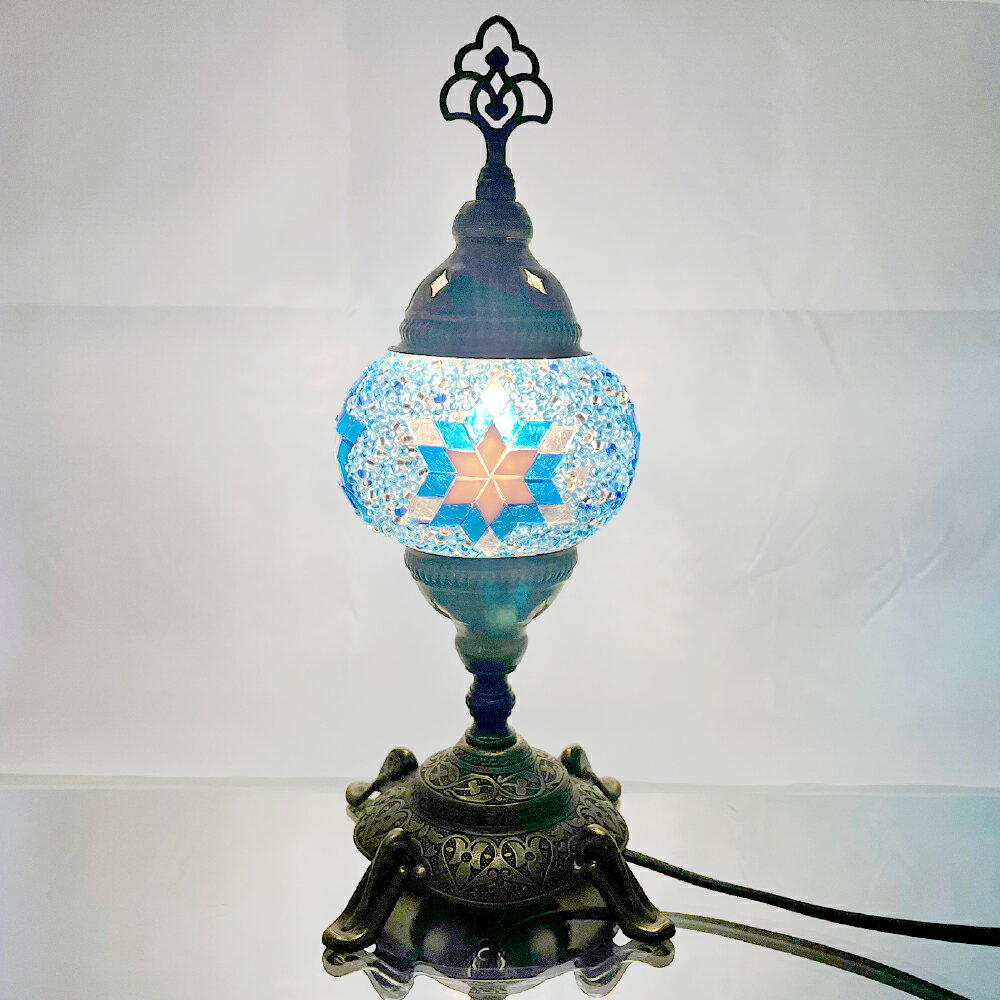 【ふるさと納税】トルコモザイクランプ体験チケット モザイクランプ カラフル モザイクガラス ガラス片 ビーズ 間接照明 ライト 家具 インテリア 雑貨 制作体験 商品券 利用券 おしゃれ ベッドサイド ルームライト フロアランプ 岡山県 倉敷市 送料無料