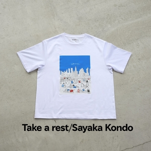 ＜新登場＞VOICE GATHERING アートプリントT-Shirt(Take a rest・Lサイズ・1枚) Tシャツ 半袖 トップス ホワイト 白 クルーネック M L サイズ アート デザイン