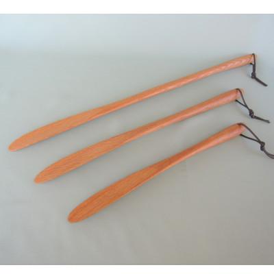 ふるさと納税 恵那市 木の靴べら(50cm)(国産材使用)1個 |  | 03