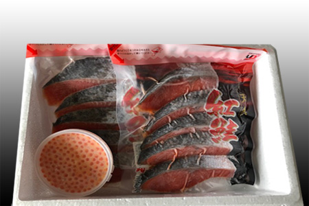 いくら醤油漬け100g×1P、紅鮭切身5切×2P A-36028