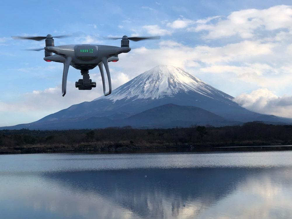 ドローンを使用した新アクティビティ！雄大な富士山の空撮体験！